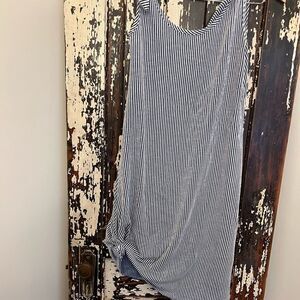 Wandering Dreams size Small bottom knot dress.